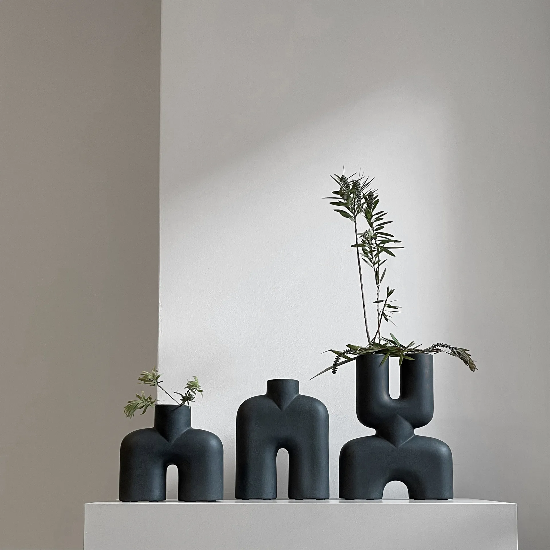 Cobra Tall Mini vas 18x23 cm, Svart 101 Copenhagen