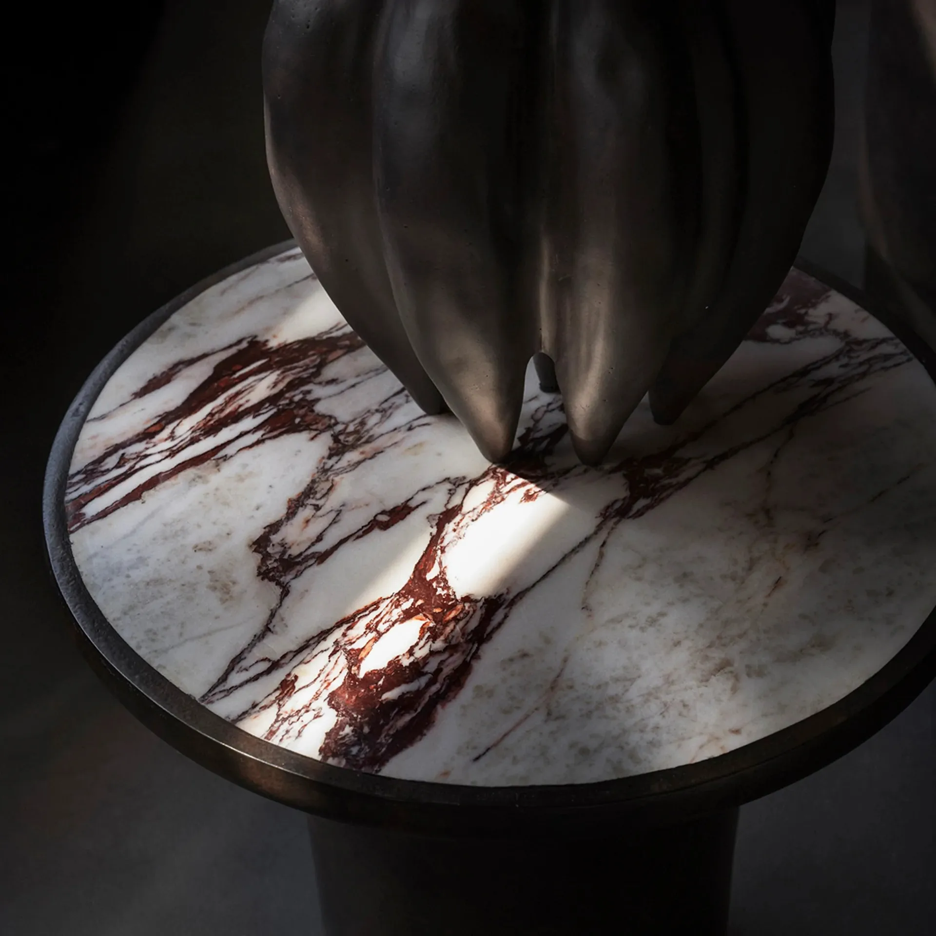 Tairu sidobord tall Ø35 cm, Calacatta 101 Copenhagen