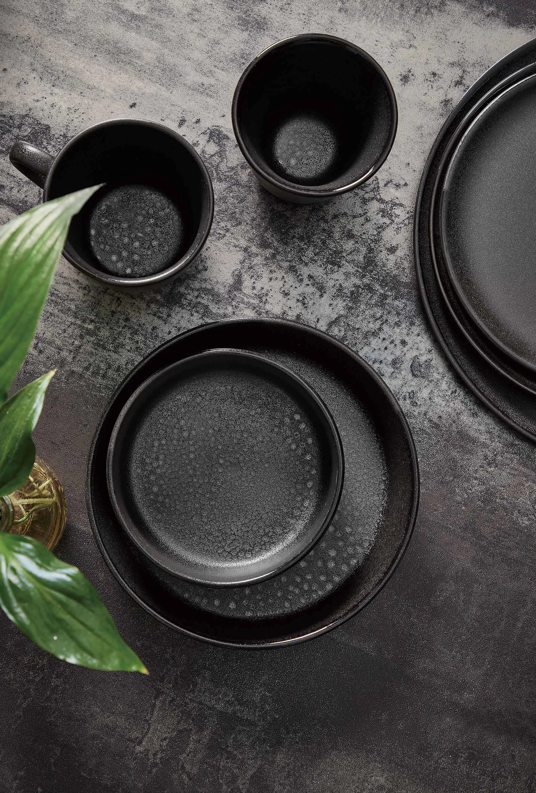 Raw sopptallrik Ø19,4 cm, Titanium black Aida