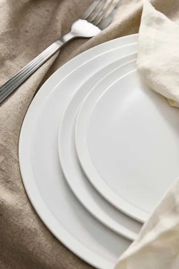 Raw tallrik Ø20 cm - Pure Porcelain - Aida