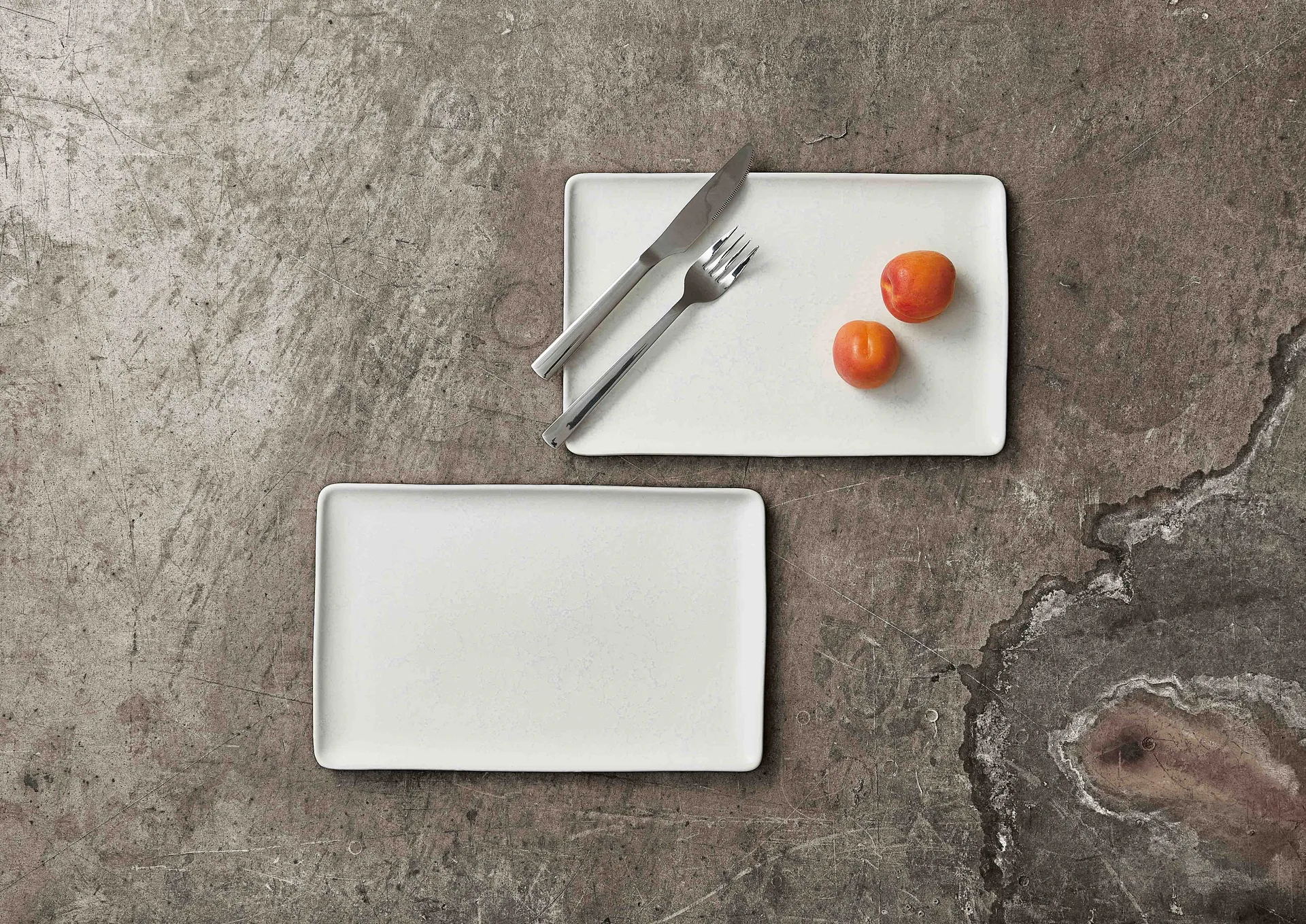 Raw tallrik 31,5x20 cm, Arctic white Aida