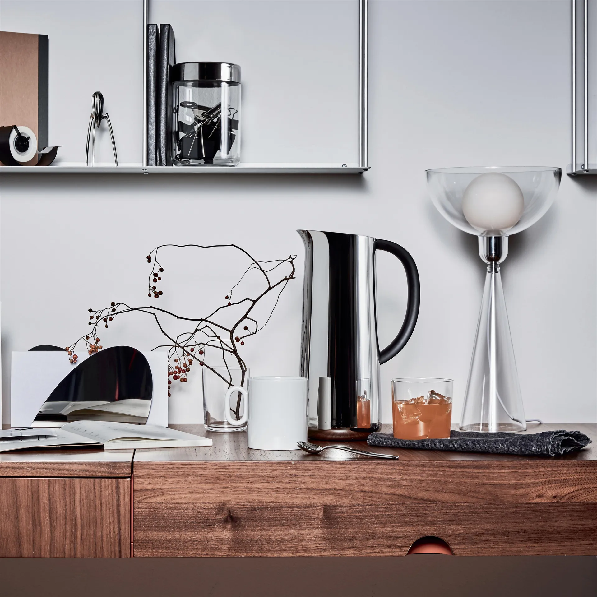 Nomu termoskanna, 1 l Alessi