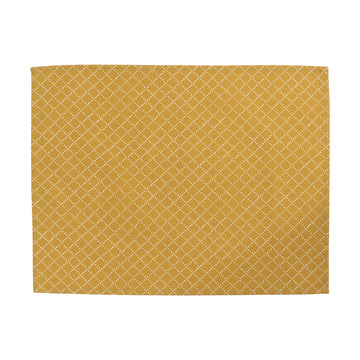 Läs mer om Almedahls Prickruta bordstablett 34x45 cm 2-pack Ockra