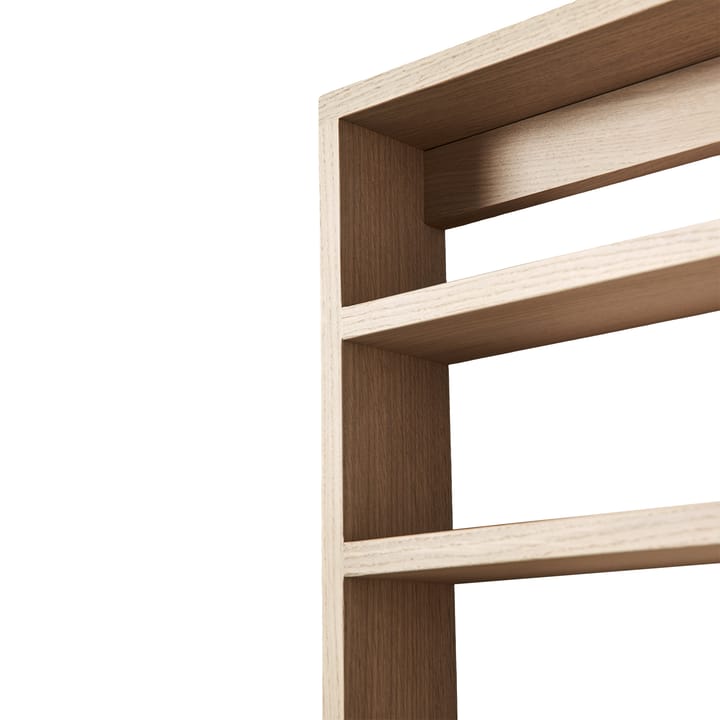 A-Podium vägghylla 70x10x52 cm, Oak Andersen Furniture