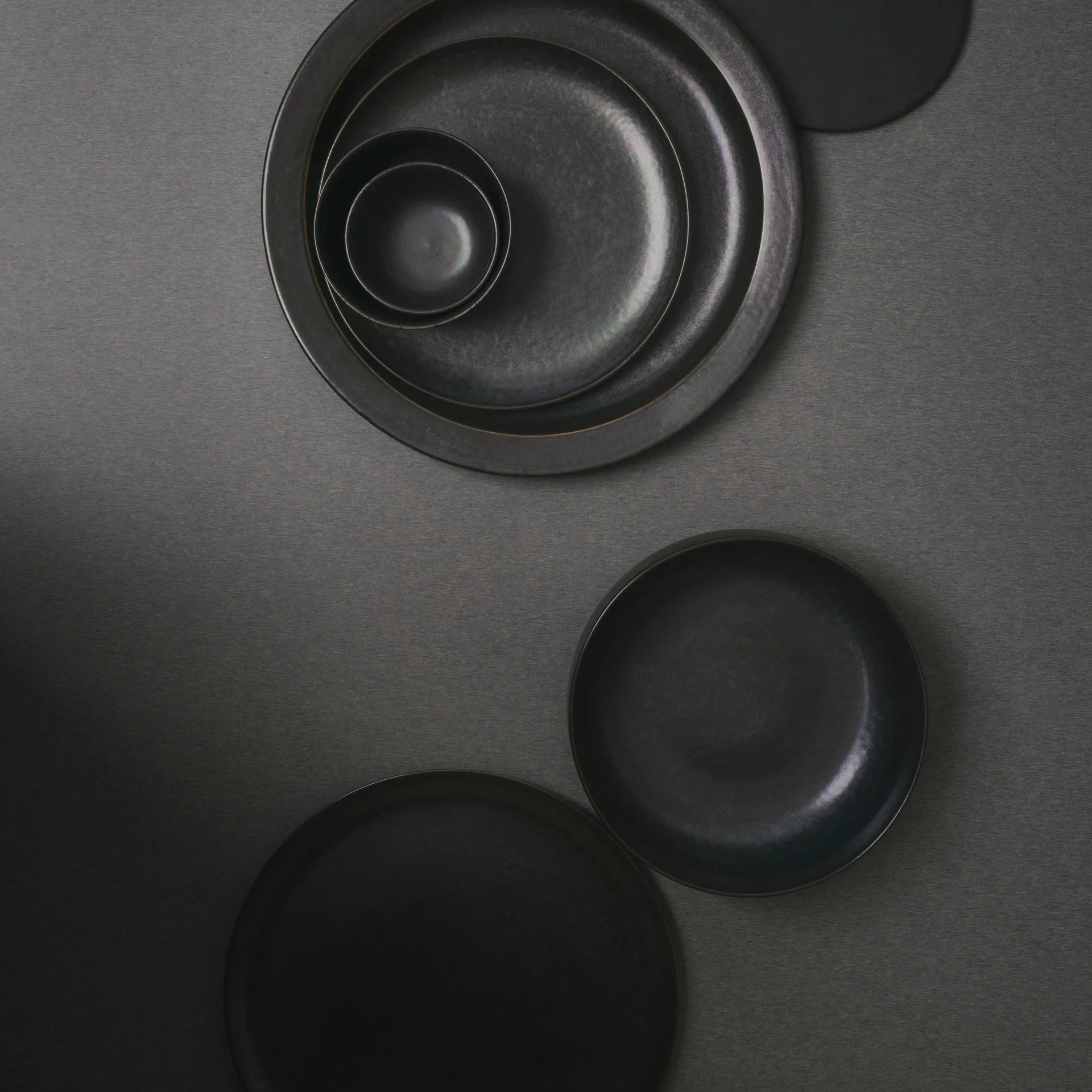 Norm skål Ø25 cm, Dark Glazed Audo Copenhagen
