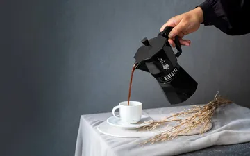 Bialetti exclusive mokabryggare - Svart, 6 koppar - Bialetti