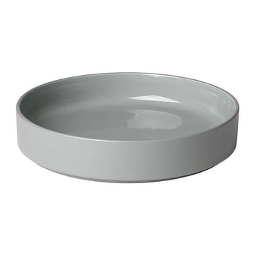 Läs mer om blomus Pilar djup tallrik Ø20 cm Mirage grey