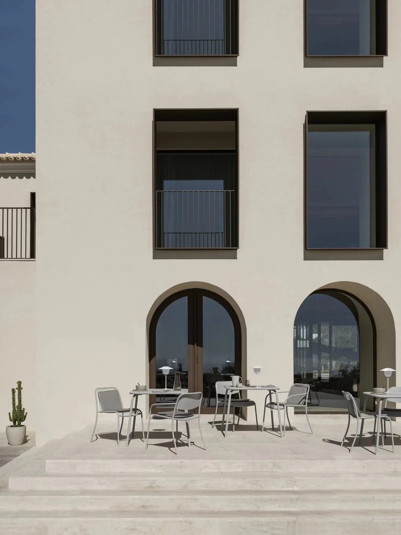 YUA Chair stol, Silk grey (grå) blomus