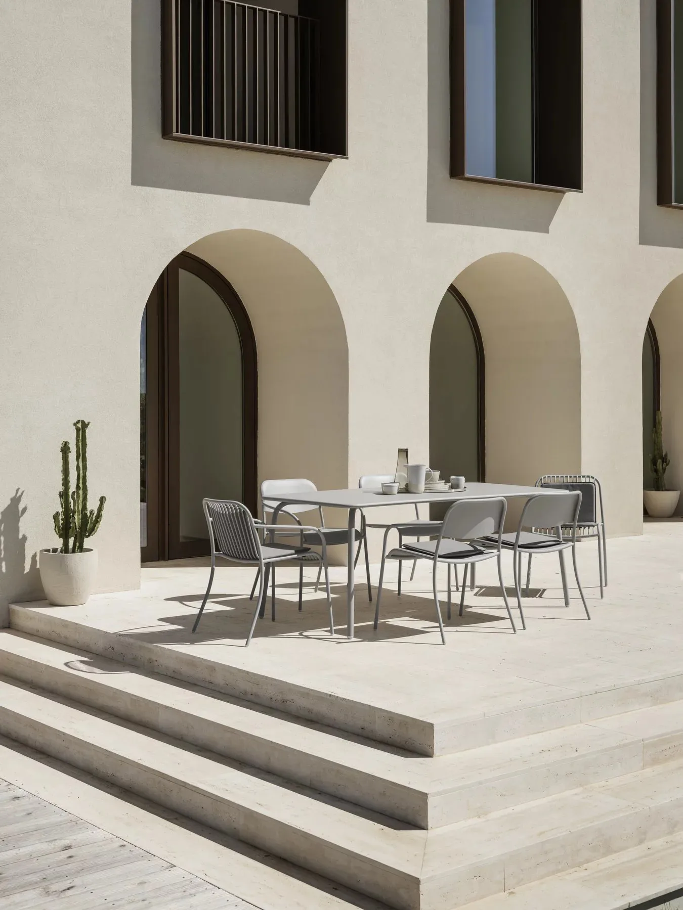 YUA WIRE chair stol, Silk grey (grå) blomus