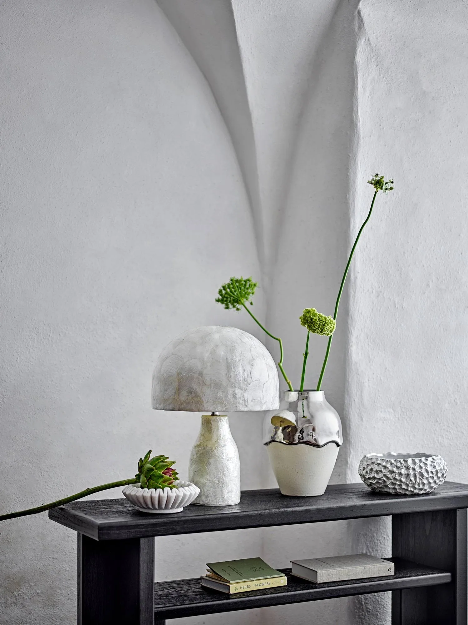 Adria bordslampa, Nature, Mother of pearl Bloomingville