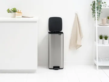 Bo pedalhink 30 L - Matt Steel Fingerprint Proof - Brabantia