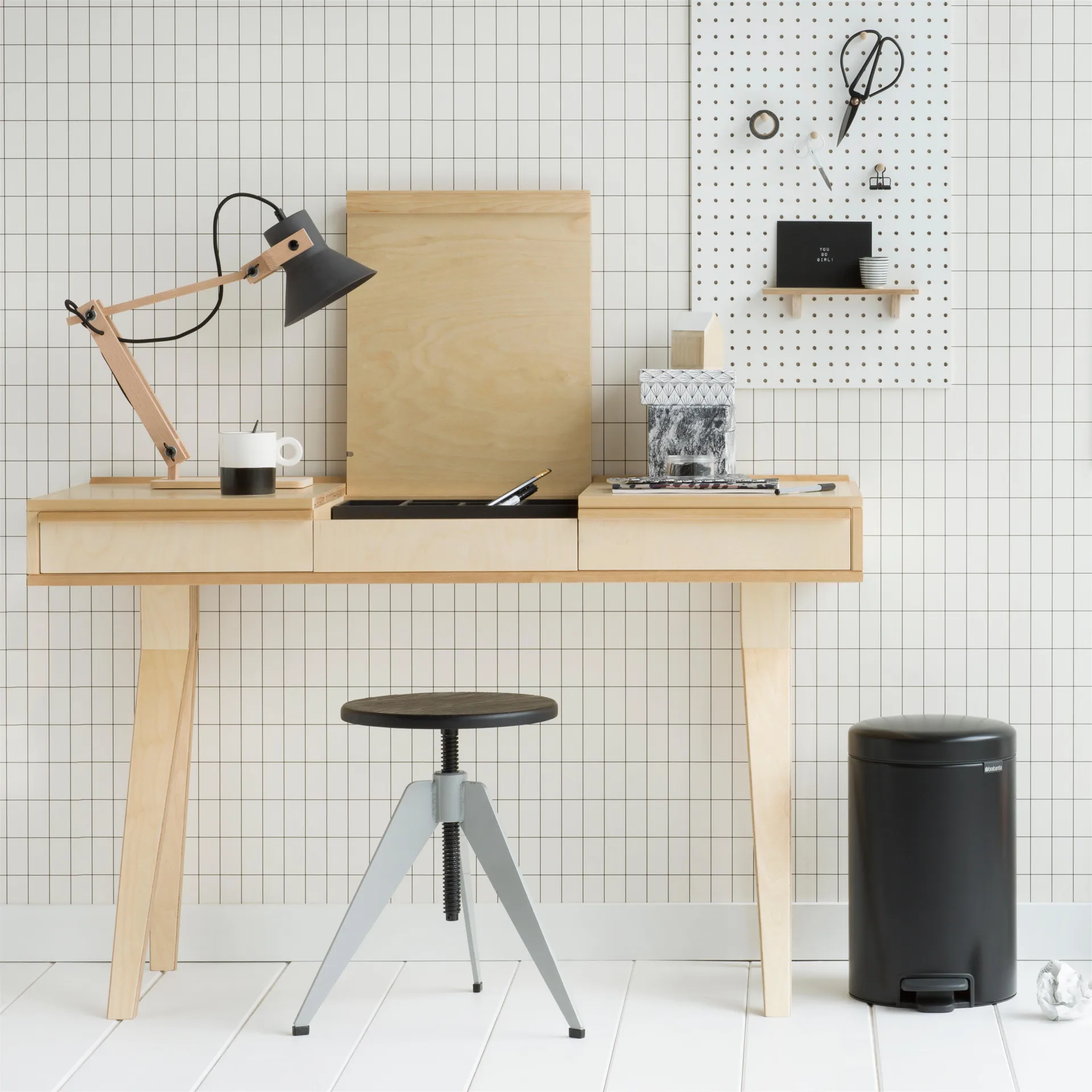 New Icon pedalhink 12 liter, matt black (svart) Brabantia