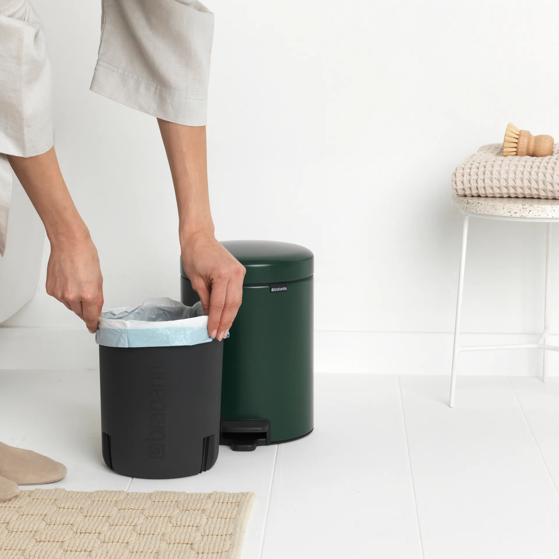 New Icon pedalhink 5 liter, Pine green Brabantia