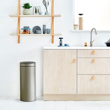 Touch Bin soptunna 30 liter - platinum (grå) - Brabantia