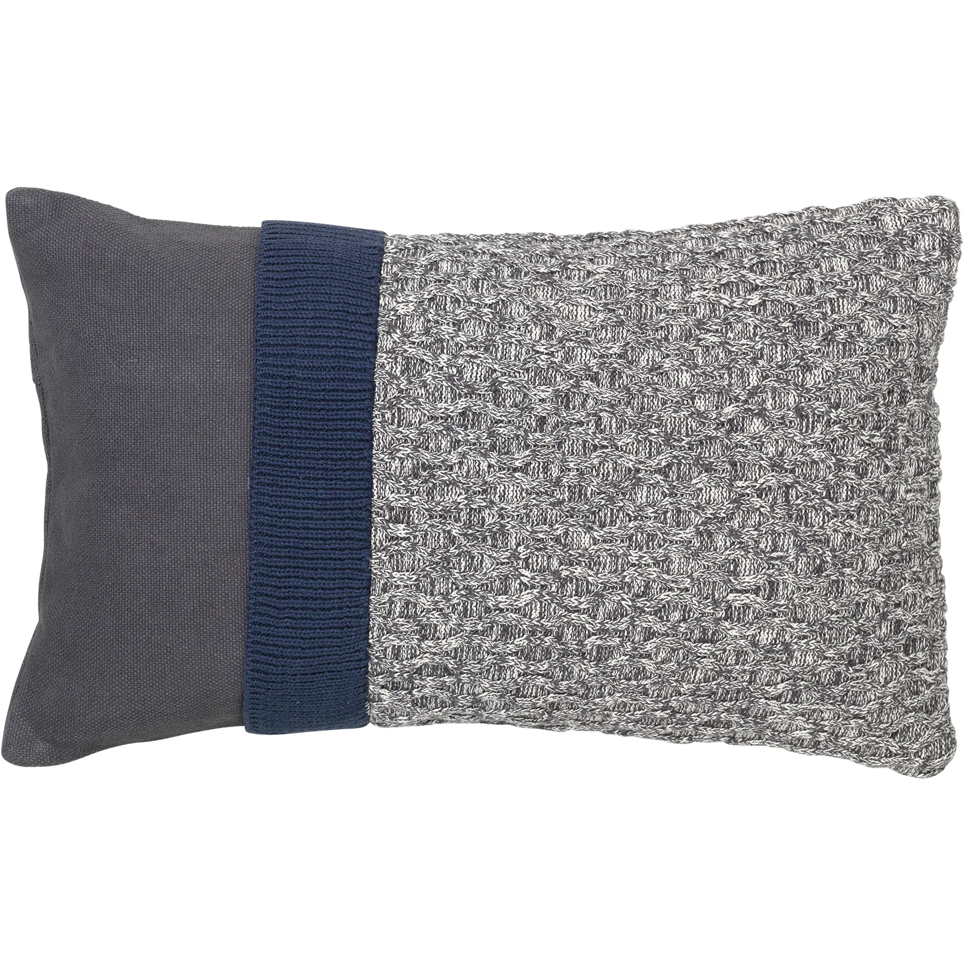 Knit kuddfodral 30x50 cm, Dark grey-blue night Broste Copenhagen