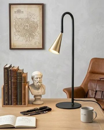 Spline bordslampa - Svart-mässing, 55 cm - By Rydéns