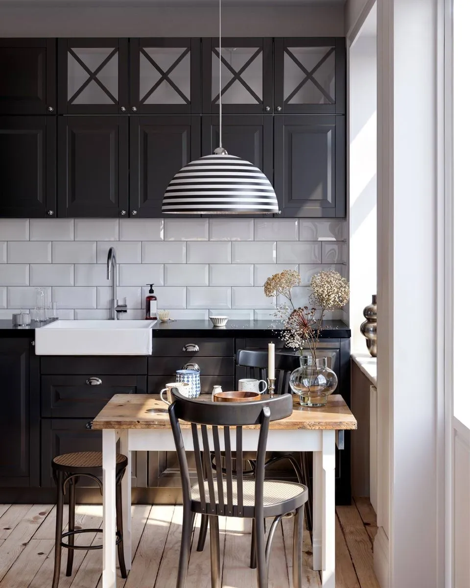Stripe taklampa, Svart-vit, Ø45 cm By Rydéns
