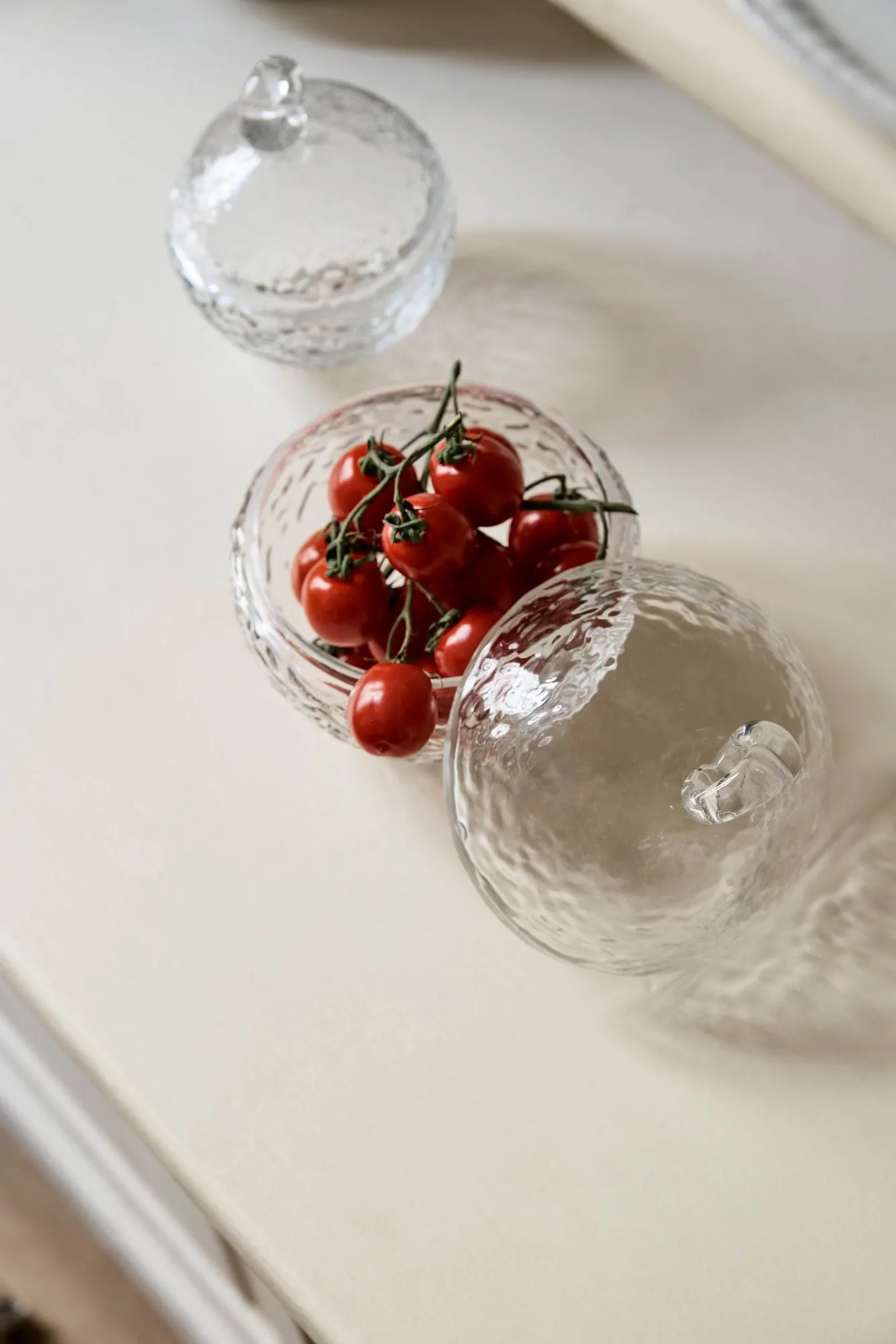 Gry bonbonniere, Clear, Ø14x15 cm Cooee Design Gry bonbonniere, Clear, Ø14x15 cm Cooee Design