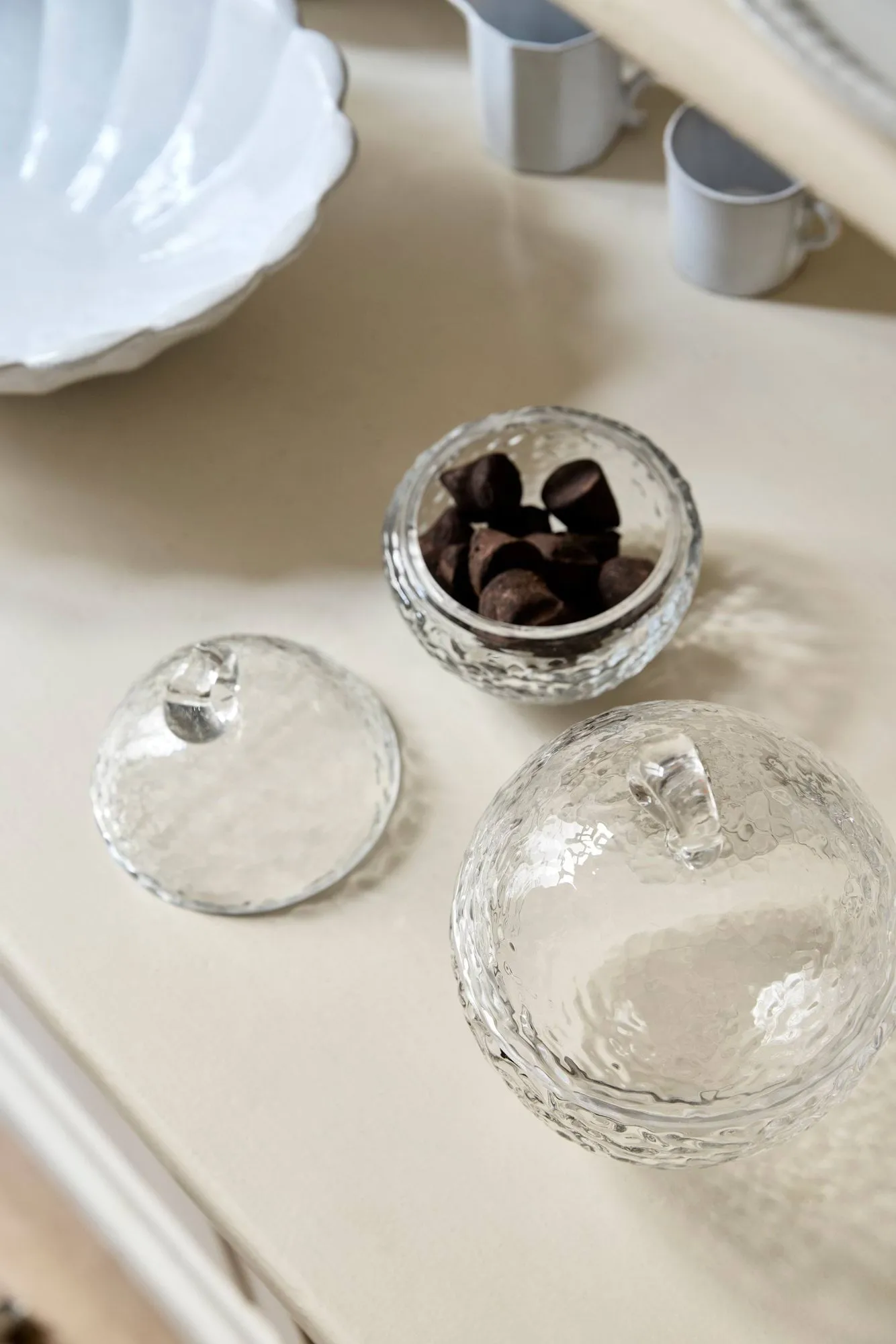 Gry bonbonniere, Clear, Ø14x15 cm Cooee Design Gry bonbonniere, Clear, Ø14x15 cm Cooee Design