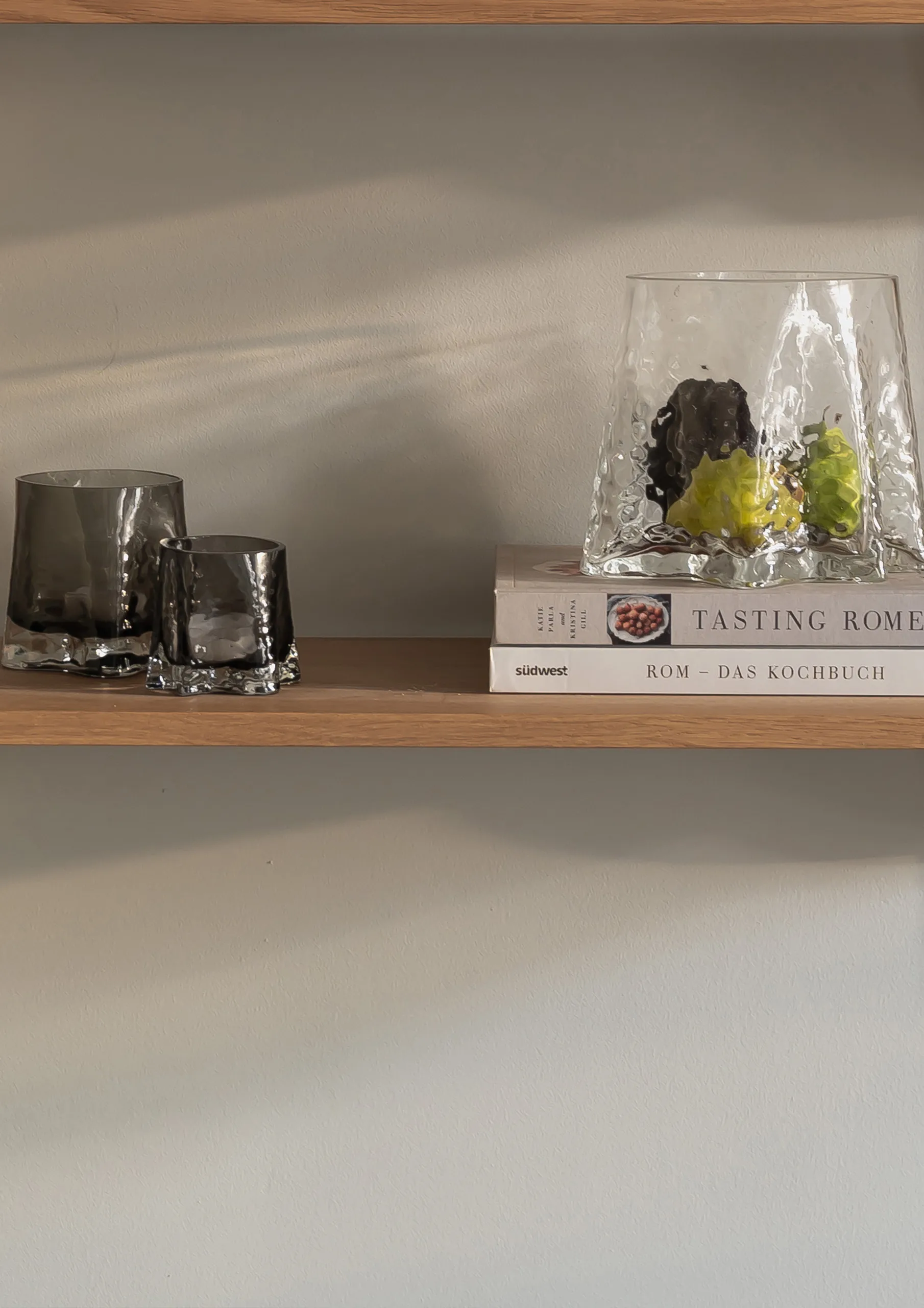 Gry Ljuslykta Ø11 cm, Smoke Cooee Design