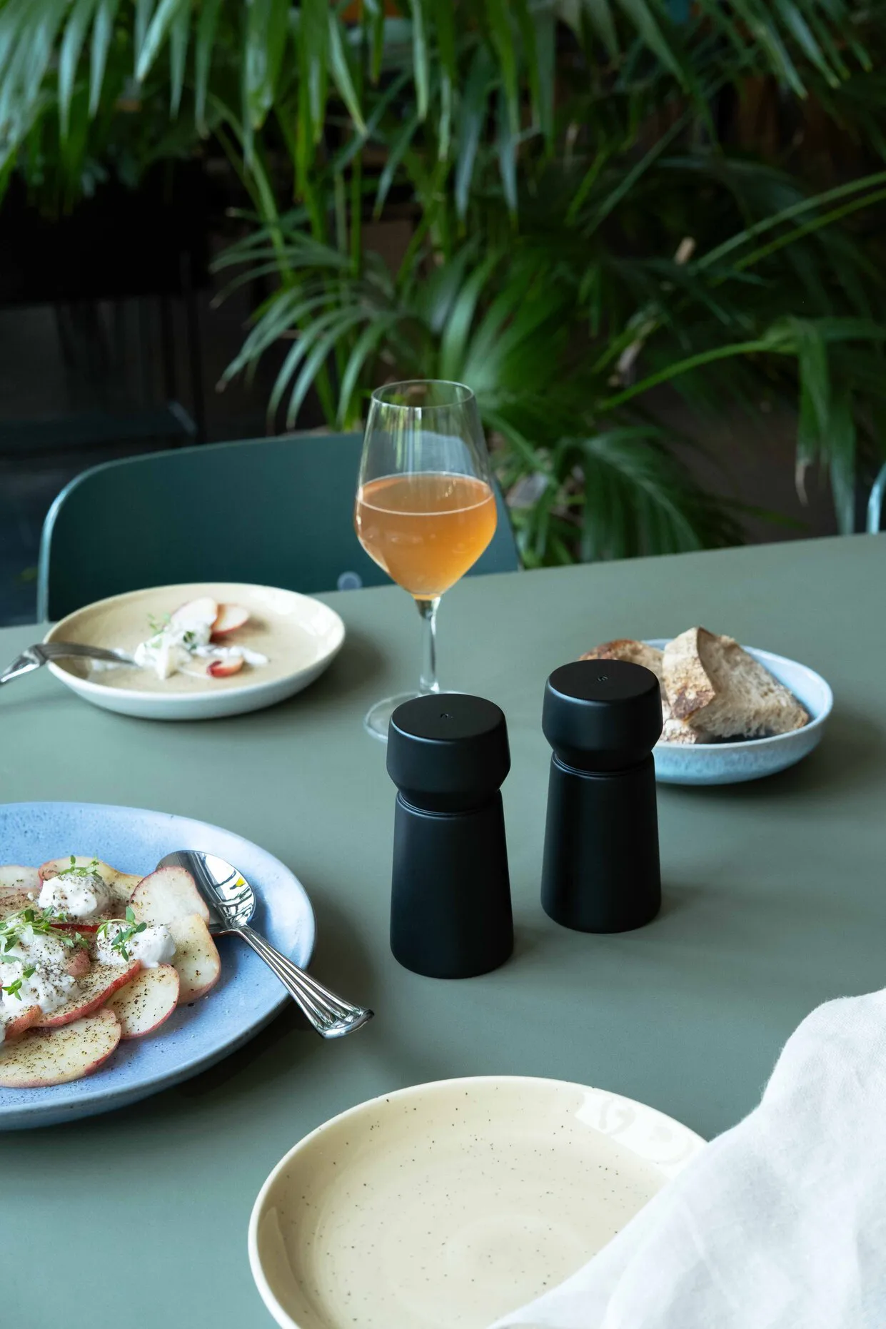Amsterdam salt- och pepparkvarnset, Black, FSC beech, 2 delar Crushgrind