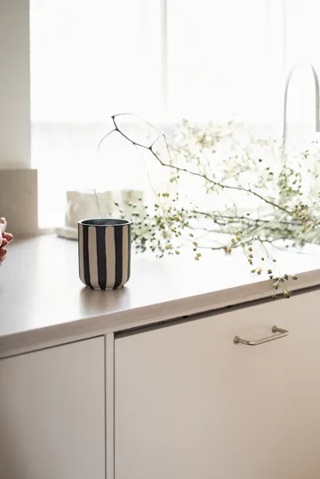 Burn doftljus 60 h - Stripe black - DBKD