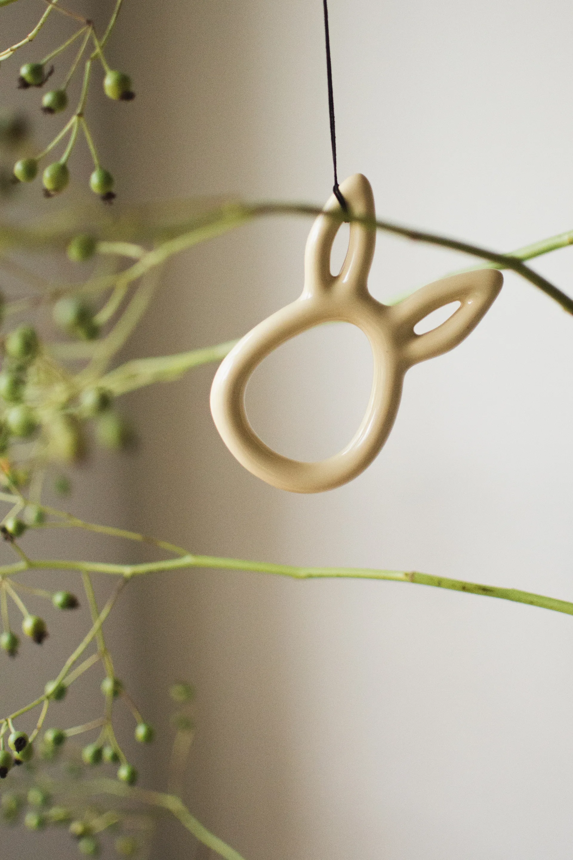 Sprinkle rabbit påskhänge 8 cm, Shiny yellow DBKD