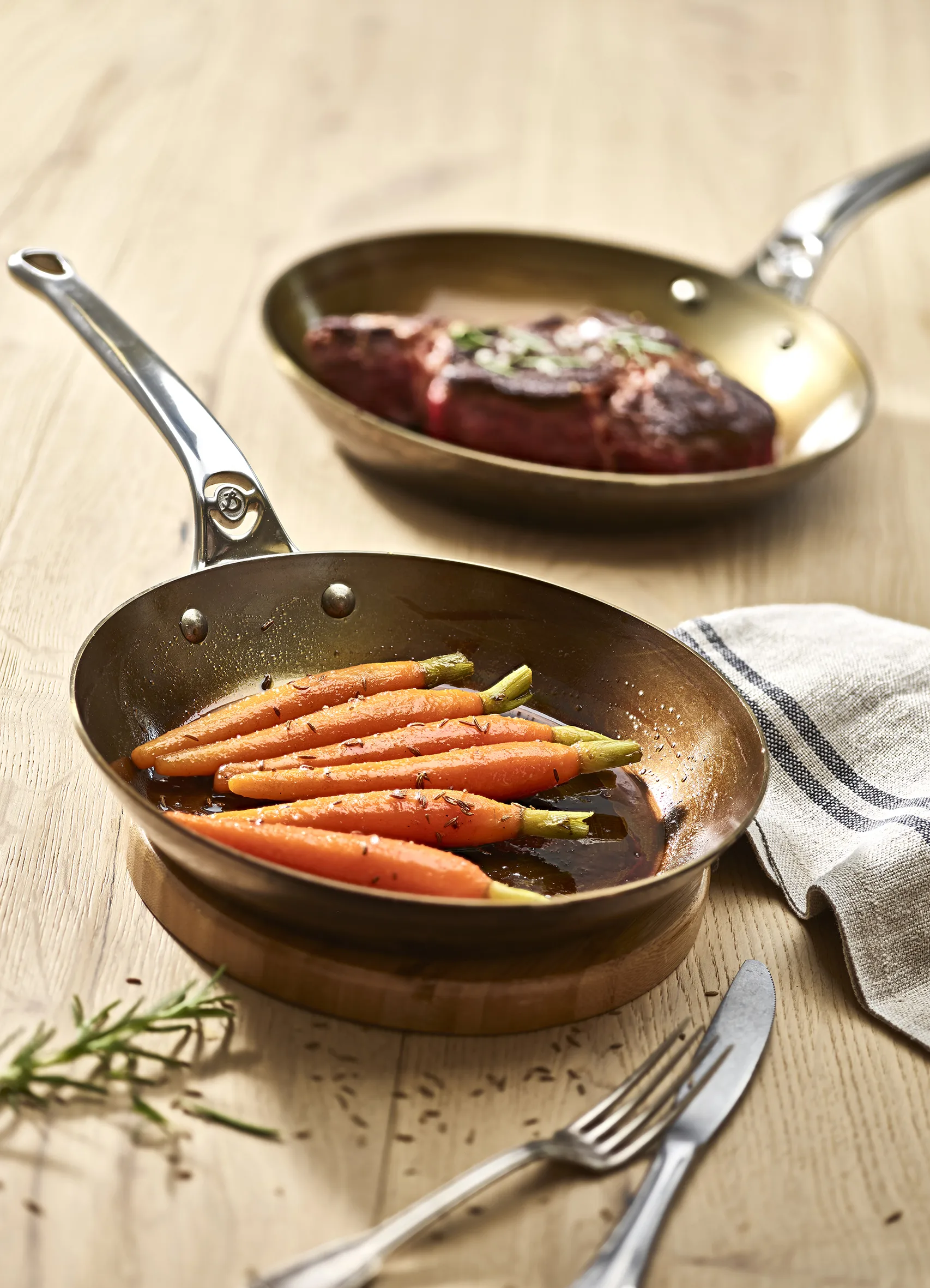 Mineral B Pro stekpanna, 20 cm De Buyer