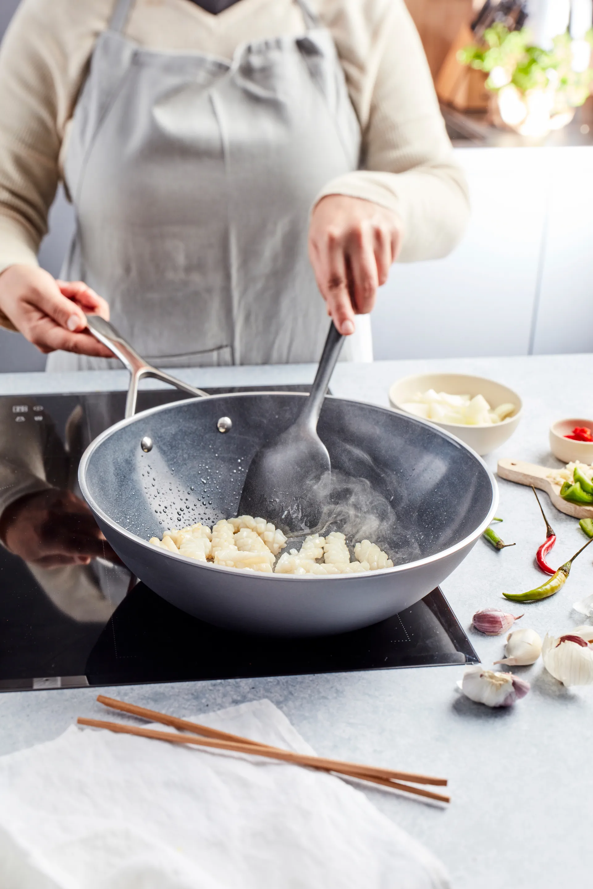 Alu Pro 5 Ceraforce wokpanna keramisk 5-ply, Ø30 cm Demeyere