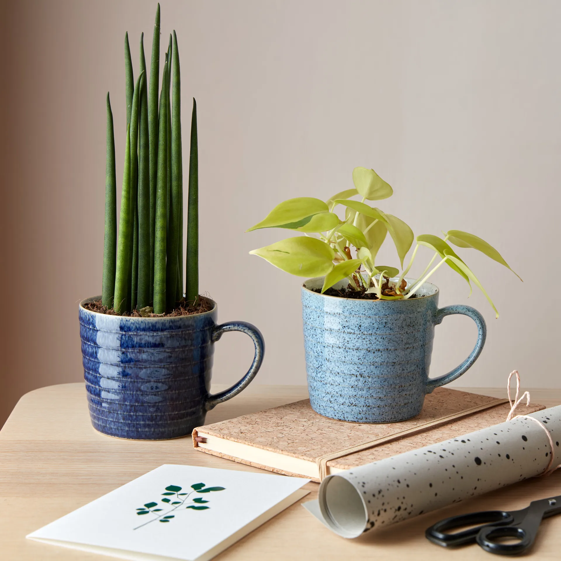 Studio Blue räfflad mugg 40 cl, Cobalt-pebble Denby