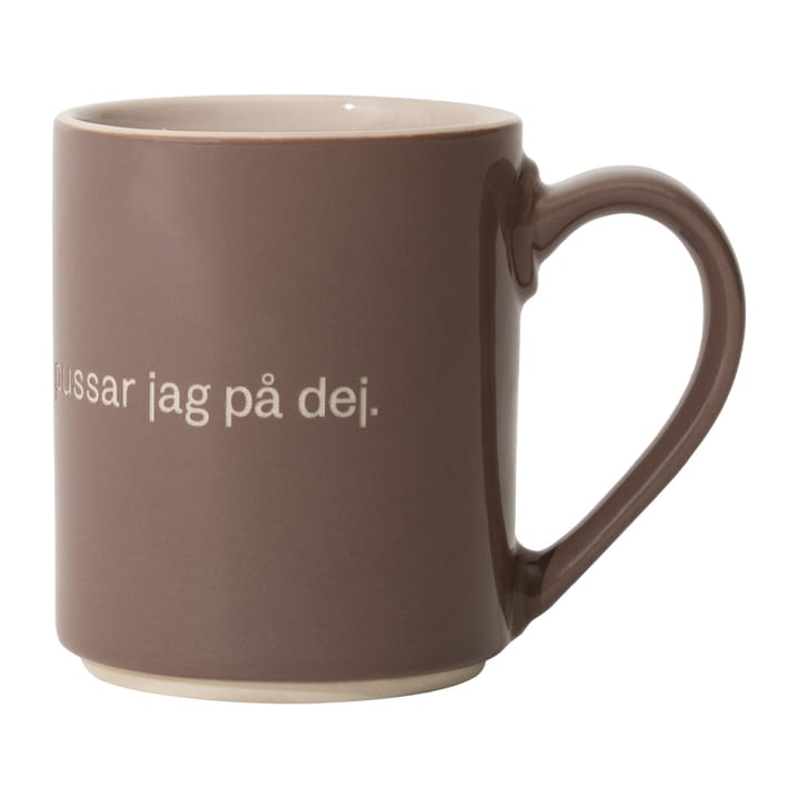 Astrid Lindgren mugg, Trarallanrallanlej, Svensk text Design House Stockholm