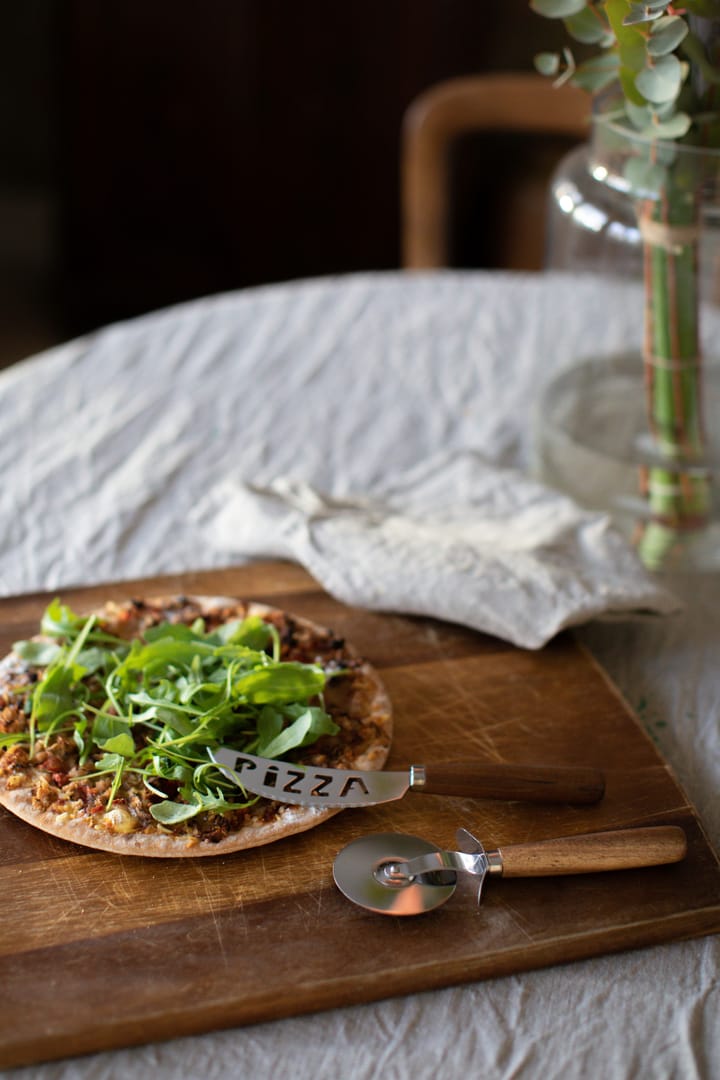 Pino pizzaset kniv och pizzaskärare, Akacia-rostfritt stål Dorre