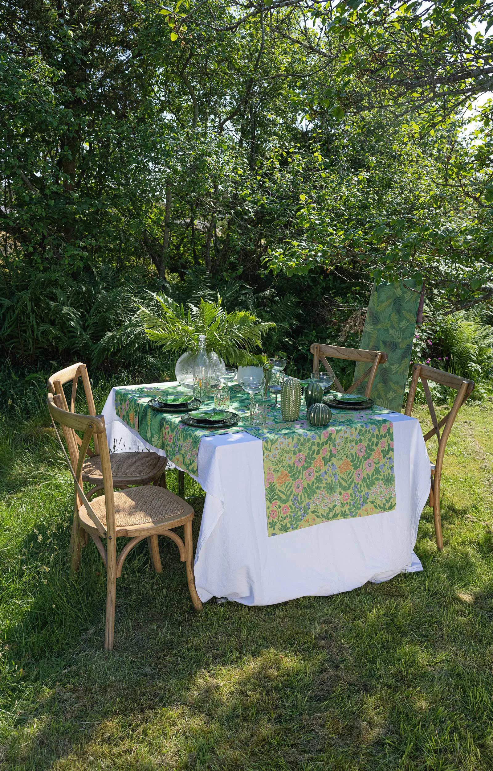 Vildblommor kökshandduk 35x50 cm, Grön Ekelund Linneväveri