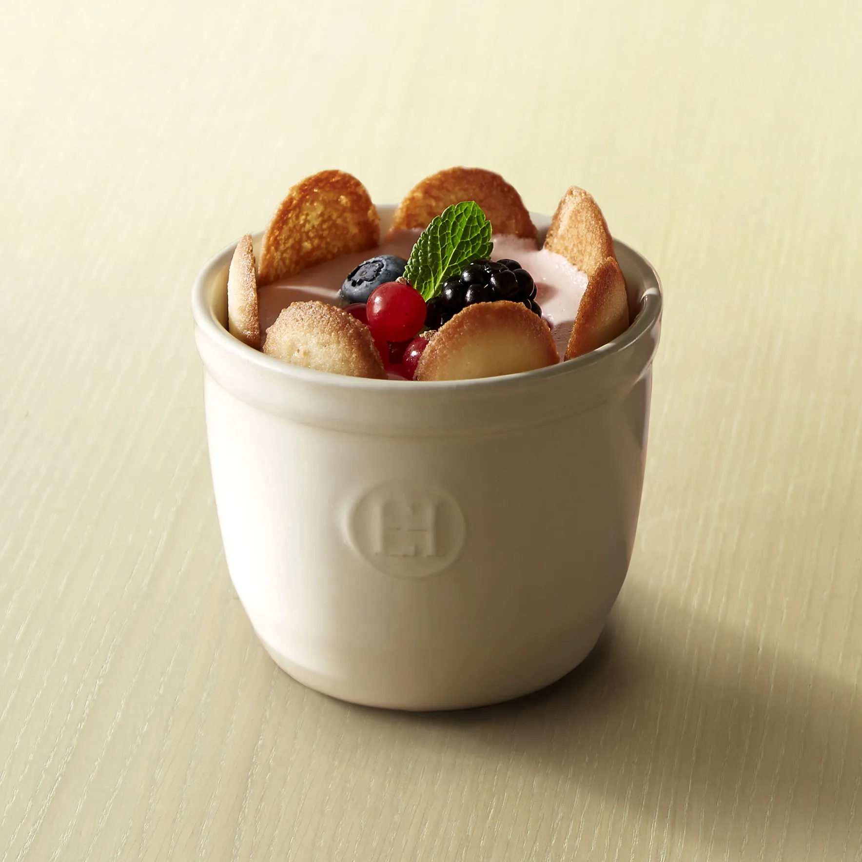 Ramekin form N°8, Cream Emile Henry