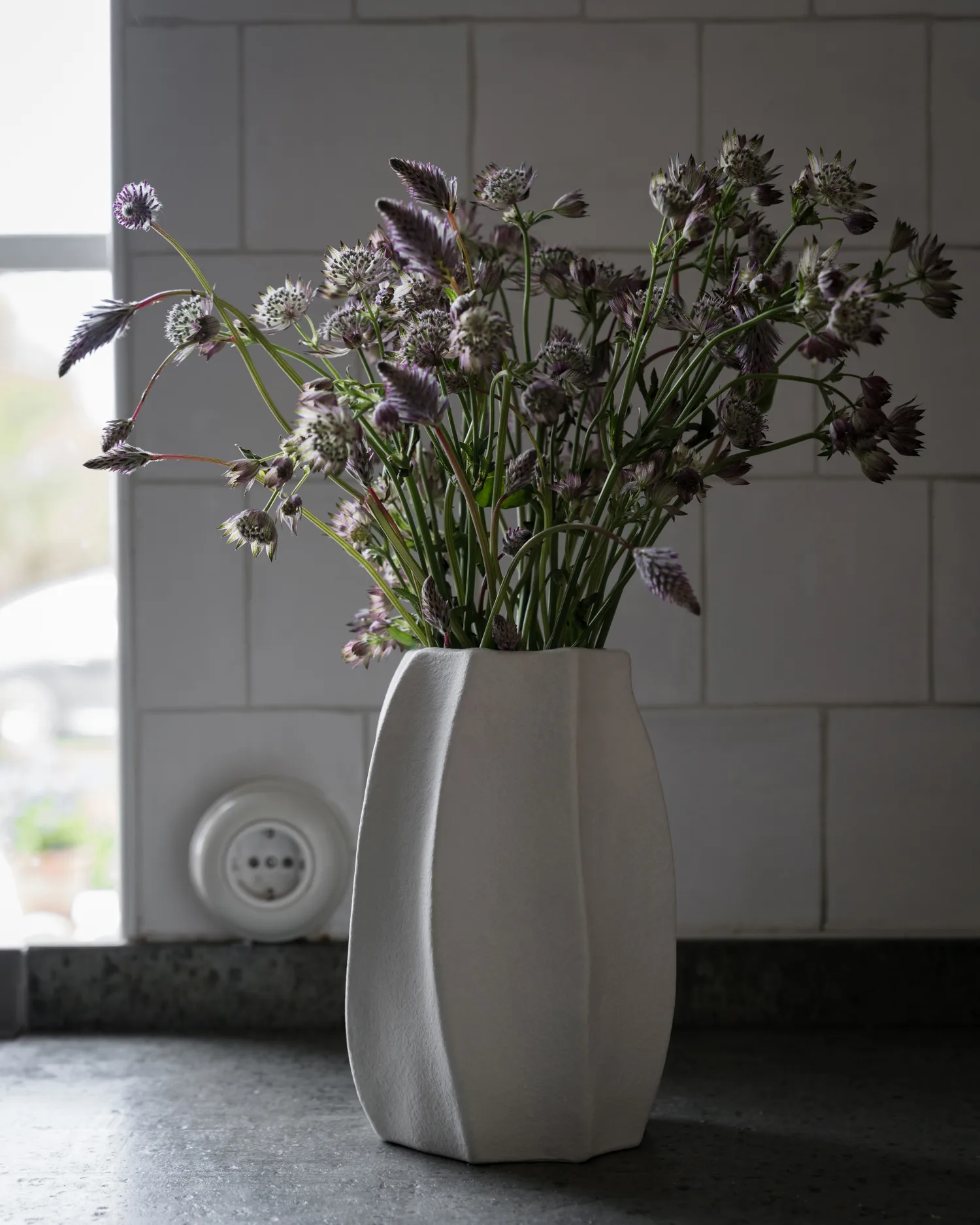 Ernst vas stengods Ø15x23 cm, Naturvit ERNST