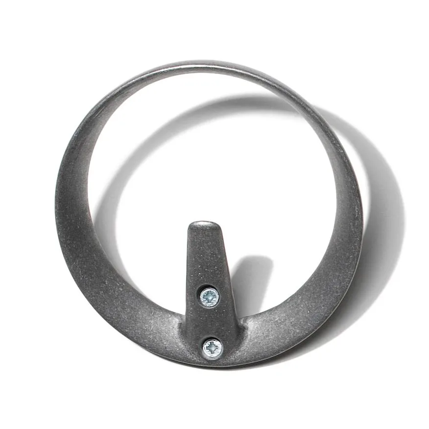 Gloria krok, aluminium Essem Design