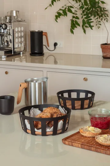 Nordic kitchen brödkorg - Black, large, Ø24,5 cm - Eva Solo