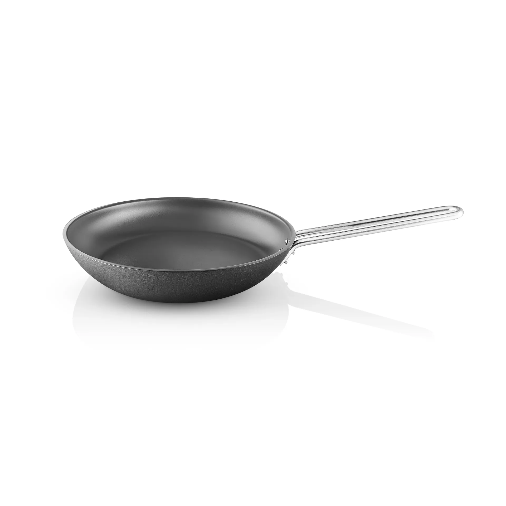 Professional Laser Titanium Slip-Let stekpanna, Black, Ø28 cm Eva Solo
