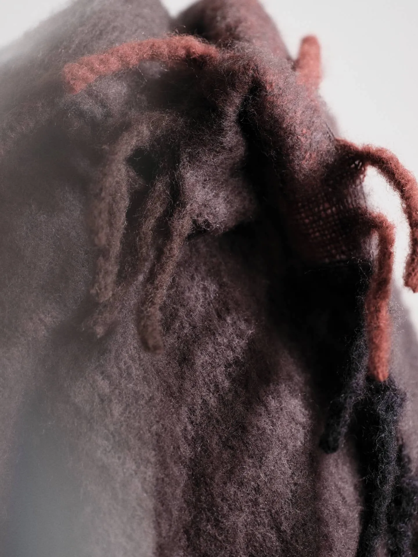 Blur mohair pläd, Dark chocolate-oxide red, 130x170 cm Ferm Living