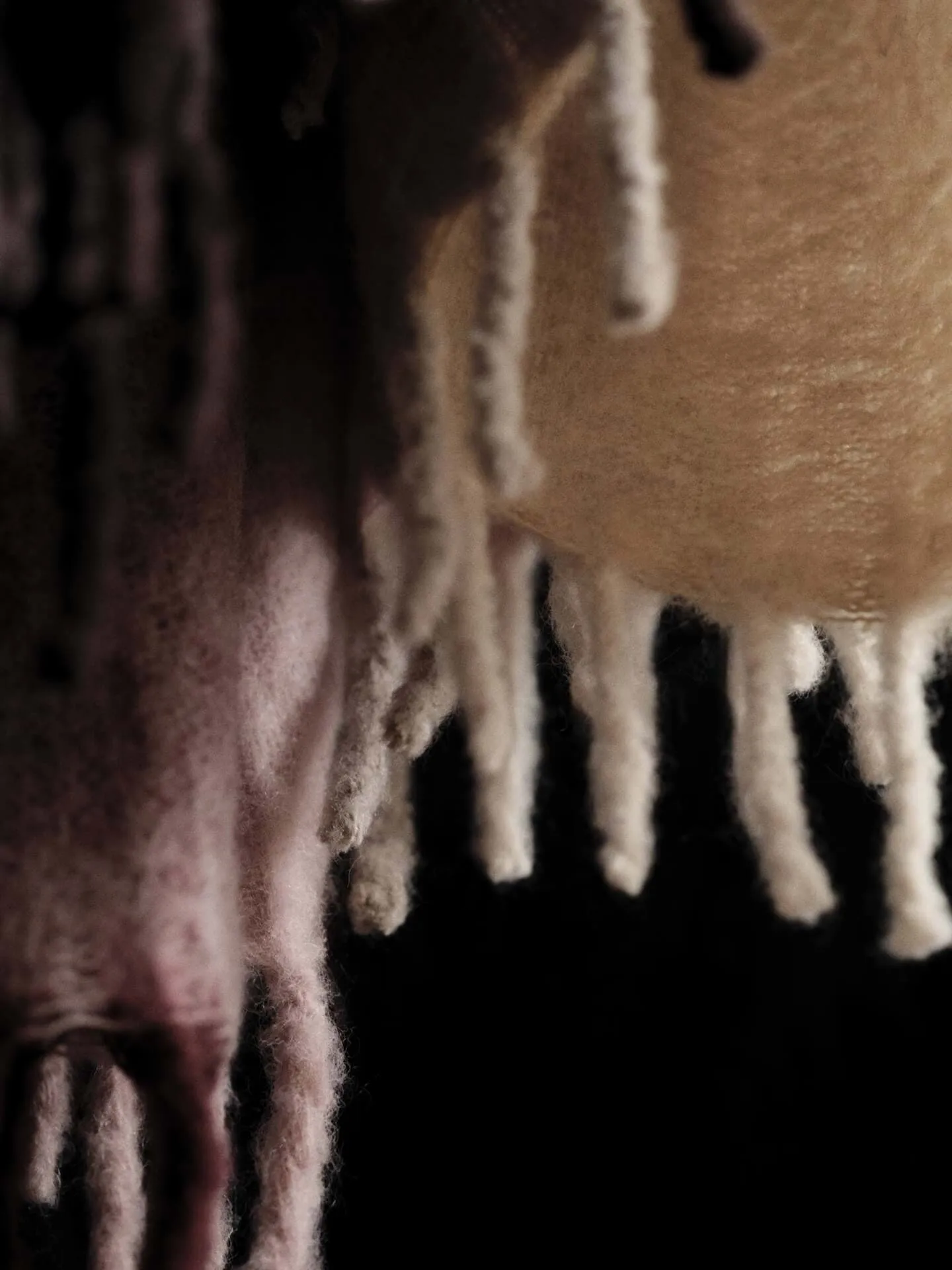 Blur mohair pläd, Dark chocolate-oxide red, 130x170 cm Ferm Living