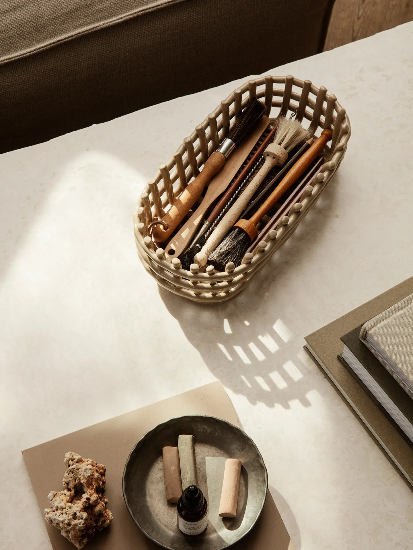 Ceramic flätad korg oval 15x30 cm, Cashmere Ferm Living