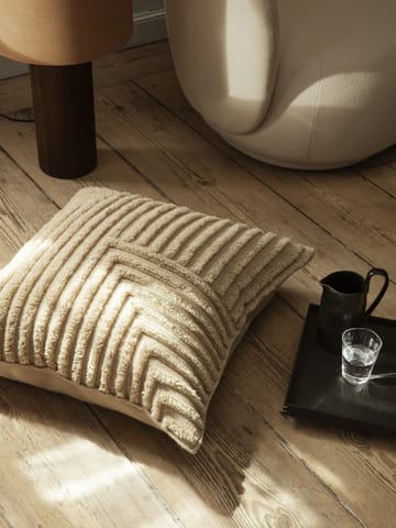 Crease kudde 80x80 cm - Light Sand - Ferm Living