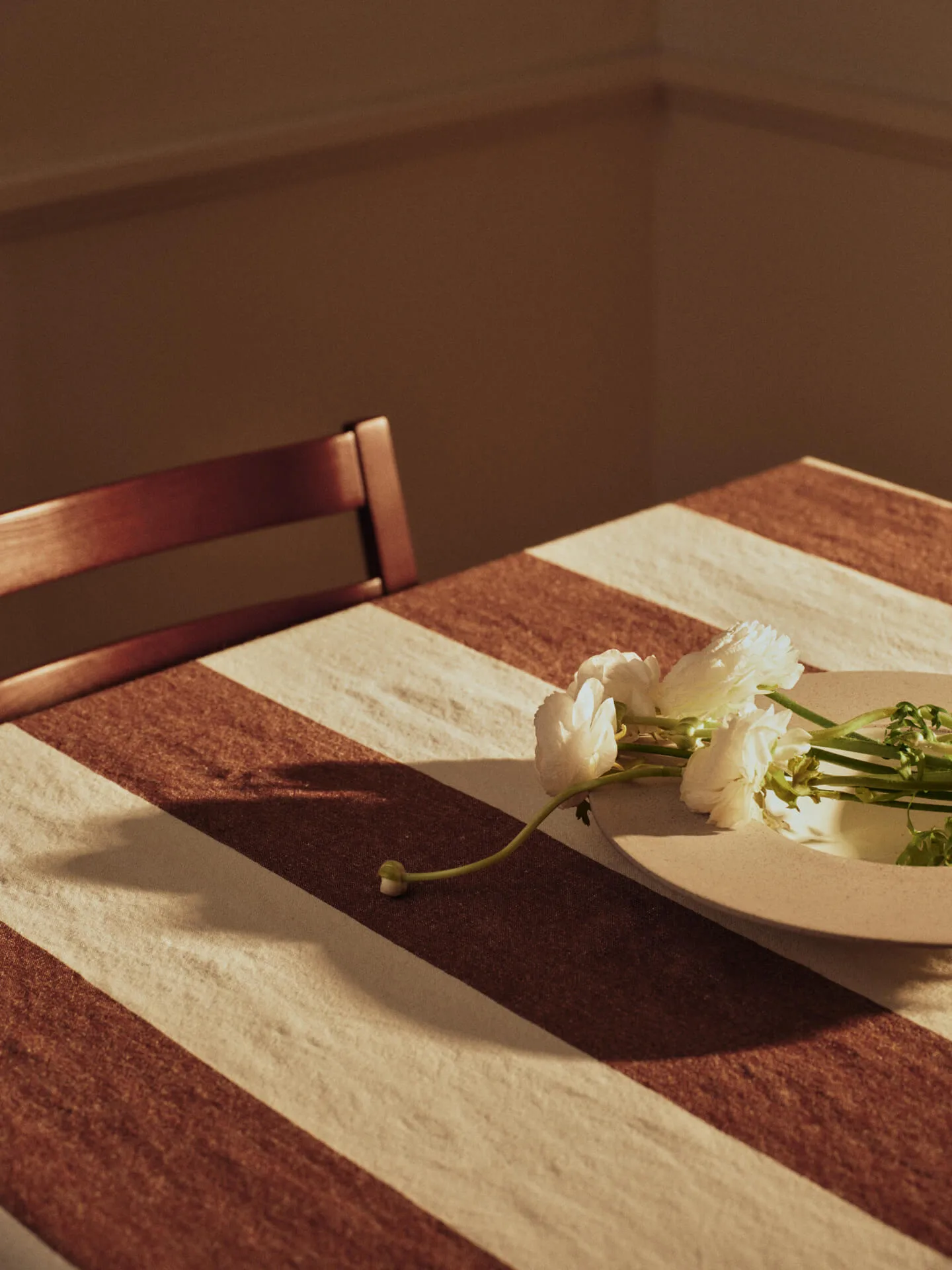 Hale bordsduk, Chestnut-frosted lime, 150x240 cm Ferm Living