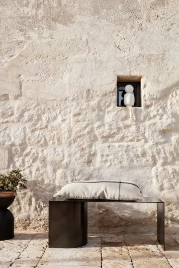 Hourglass kruka liten Ø30 cm - Svart-mörkgrå - Ferm Living