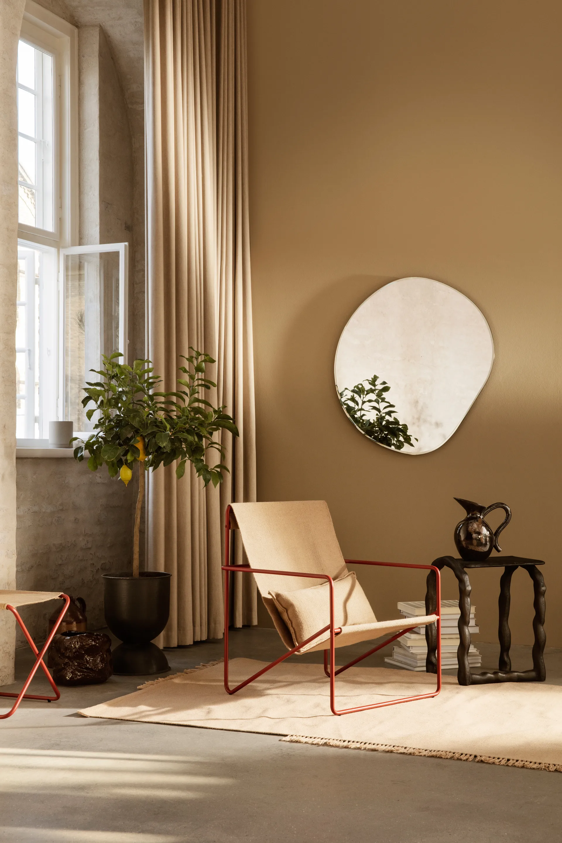 Hourglass kruka liten Ø31 cm, Svart-mörkgrå Ferm Living