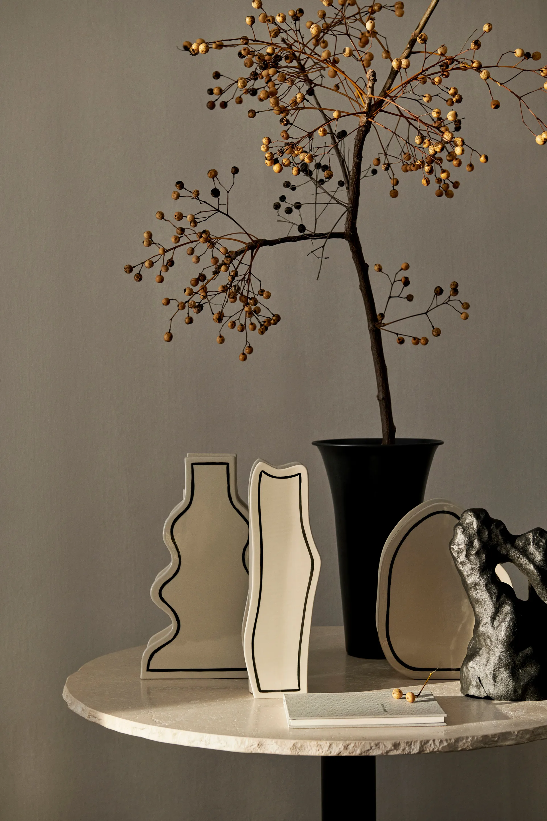 Paste vas rounded 28 cm, Off-white Ferm Living
