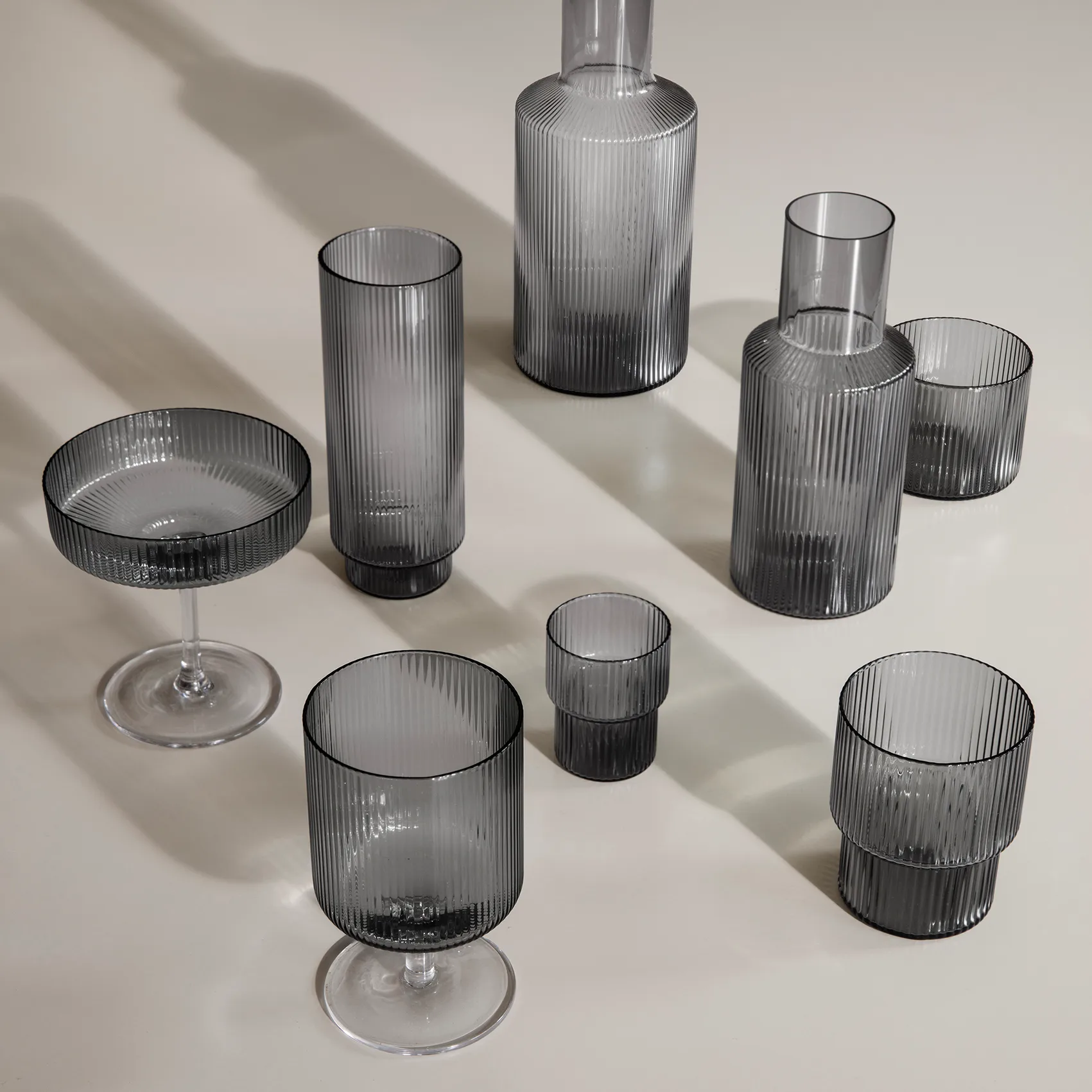 Ripple champagneglas 2-pack, Smoked grey Ferm Living