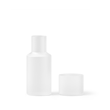 Läs mer om ferm LIVING Ripple small karaff set Frosted