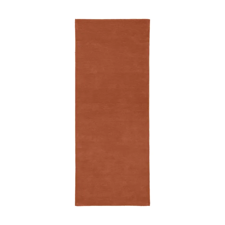 Stille tuftad matta - Red brown, 80x200 cm - Ferm Living