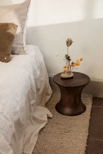 Vanitas Flower Stone vas - Sand - Ferm Living